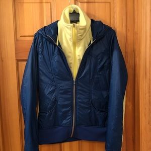 Lululemon jacket with zip out front size 8